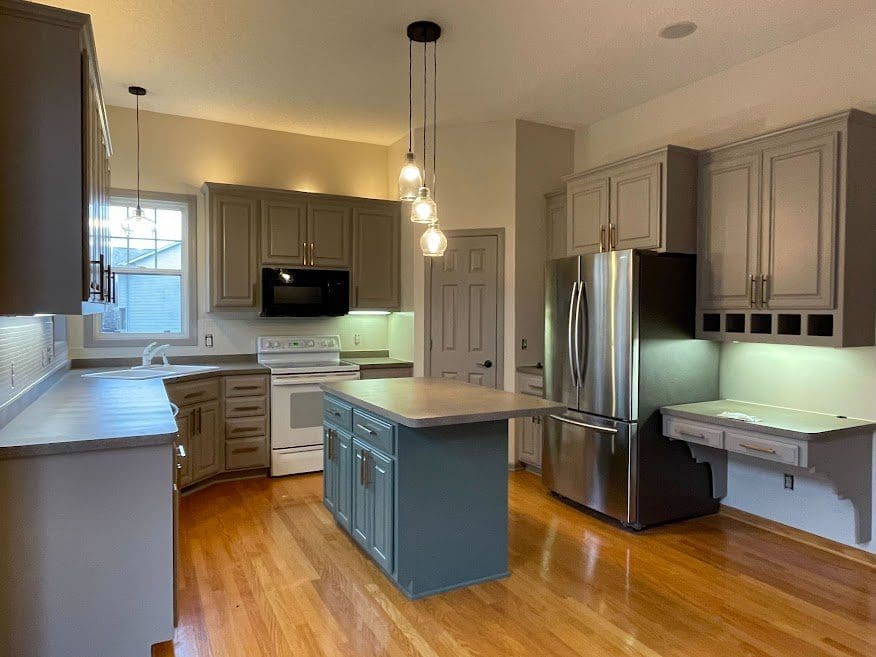 kitchen cabinet paintings