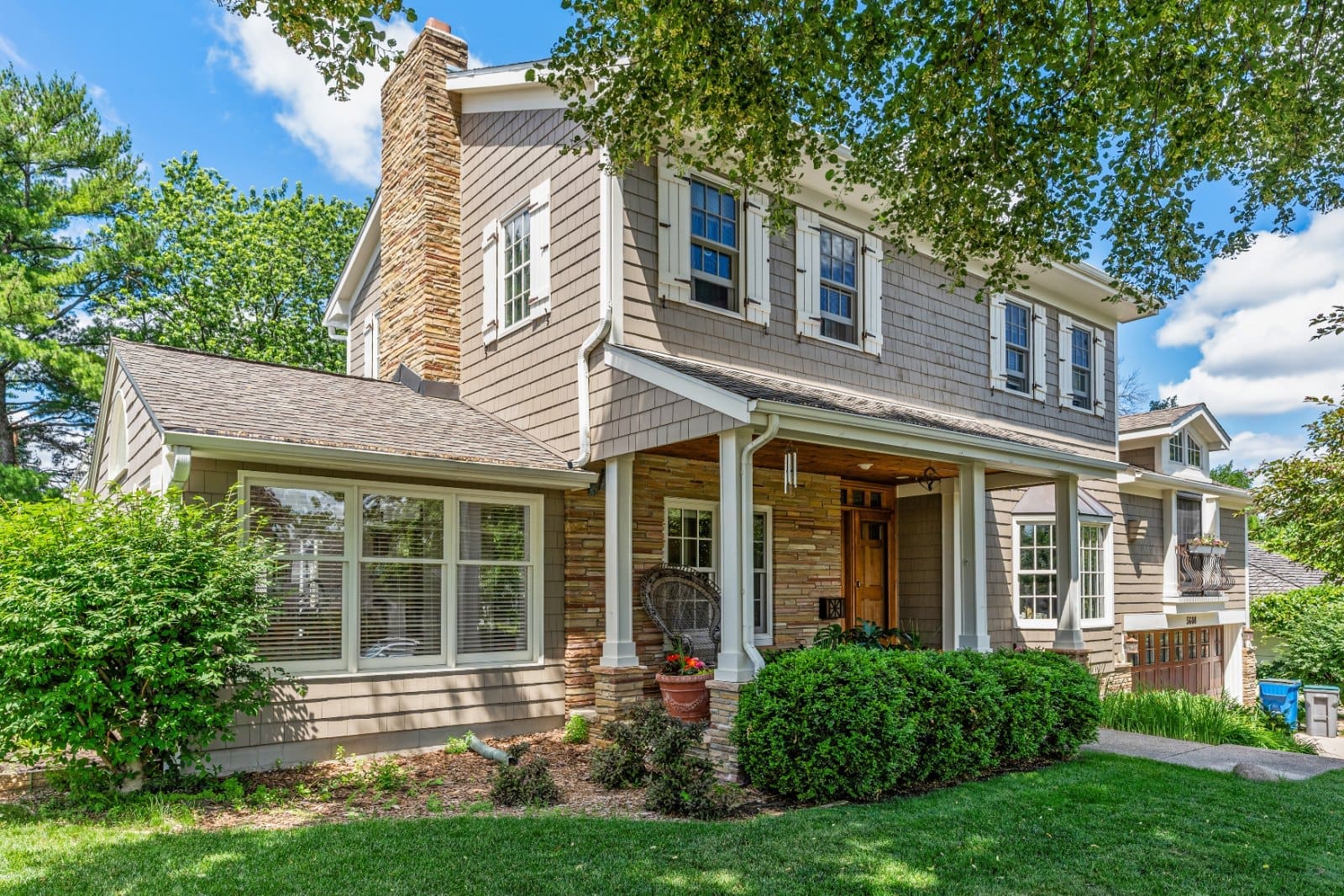 Exterior repaint in Edina